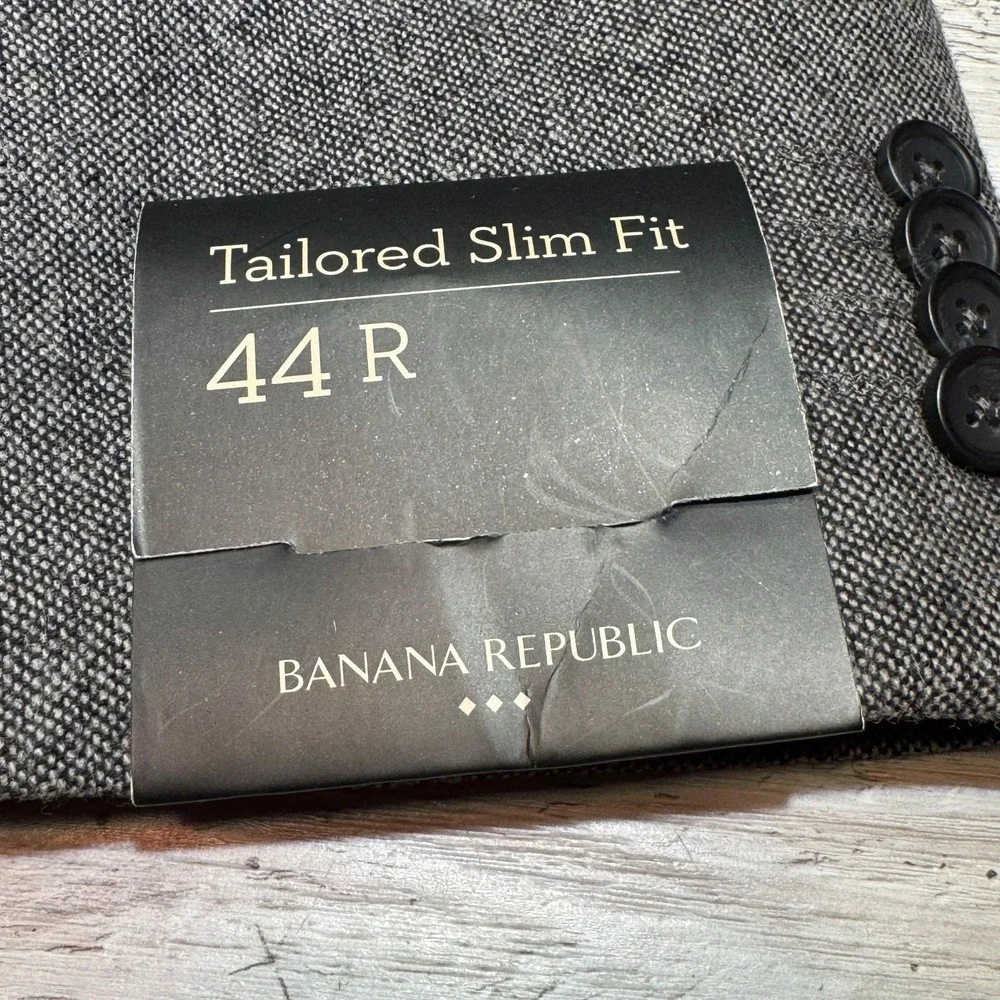 NWT Banana Republic Sport Blazer Men's‎ 44R Wool Blend Tailored Fit Gray